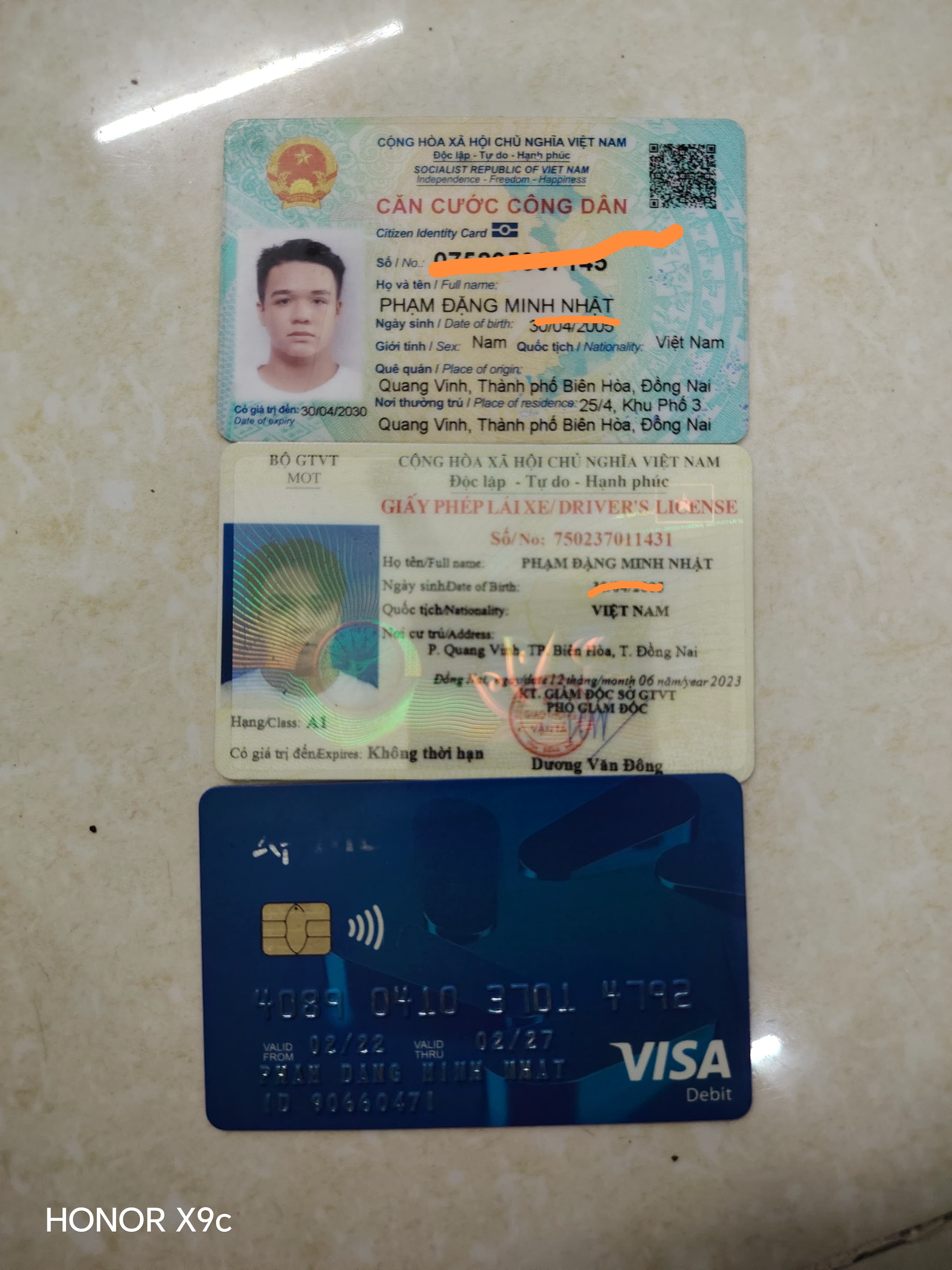 Nhặt được ví tiền trong Thảo cầm viên 