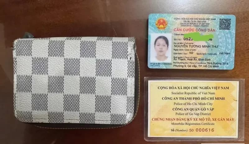Nhặt được ví có giấy tờ tại đường Dương Thị Mười, Quận 12