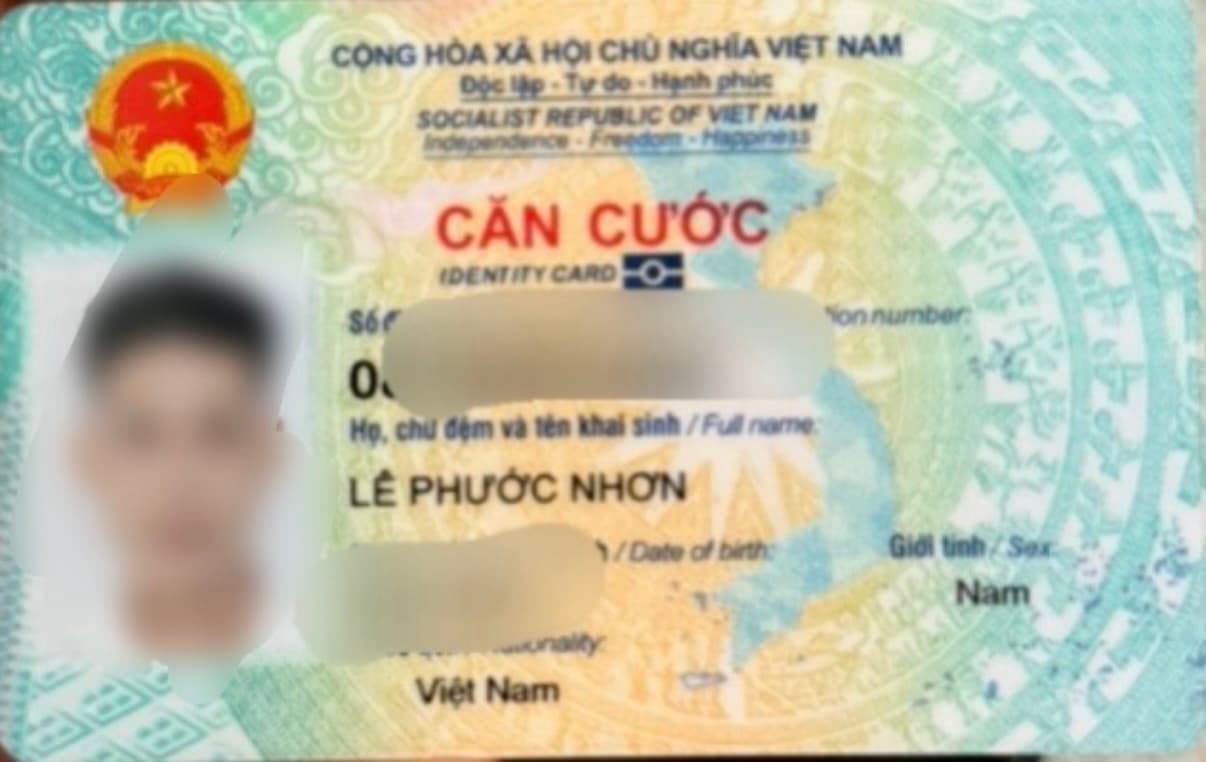 Nhặt được ví giấy tờ LÊ PHƯỚC NHƠN tại đường Văn Cao Quận Tân Phú TP HCM