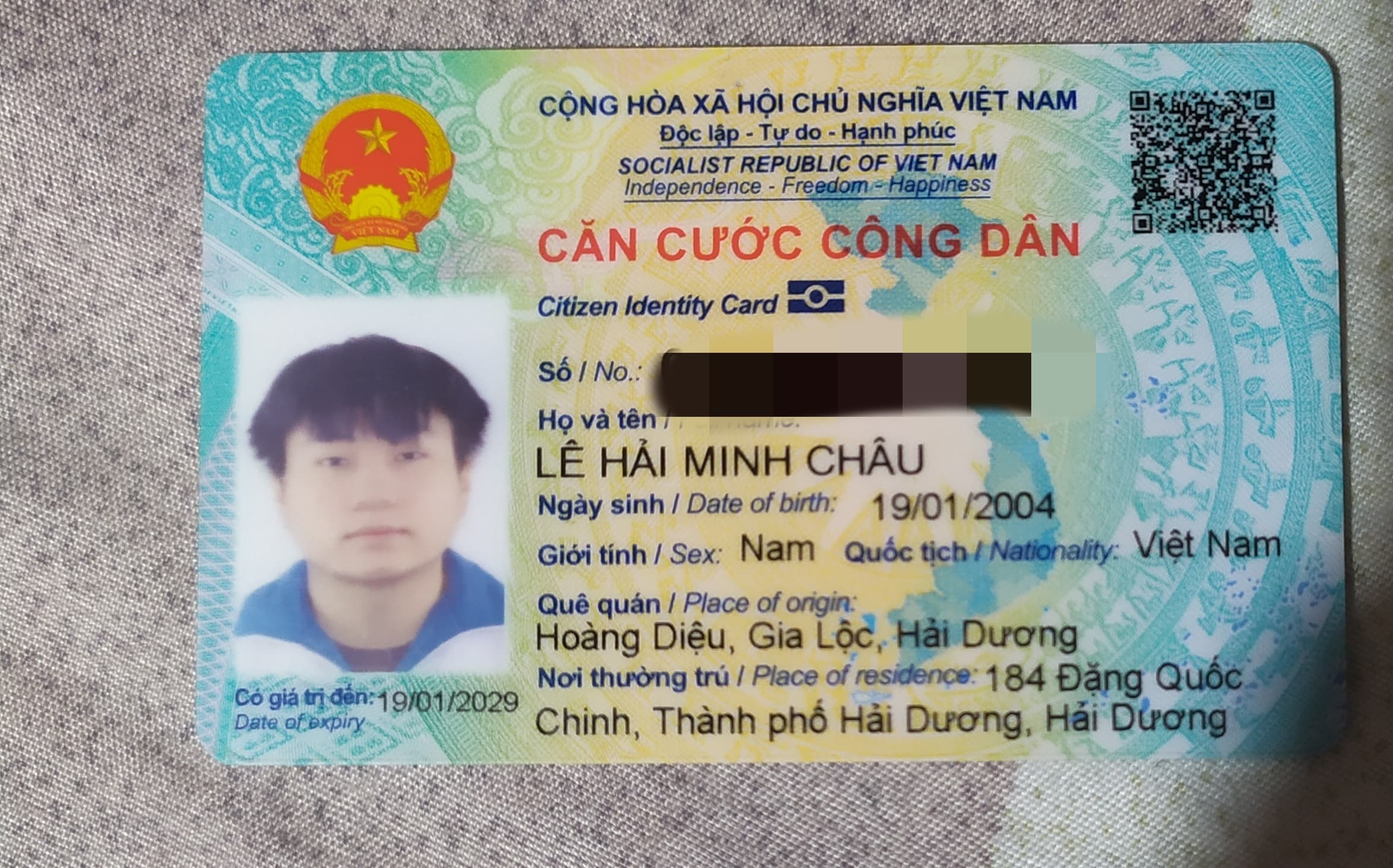 Tìm ví và giấy tờ 