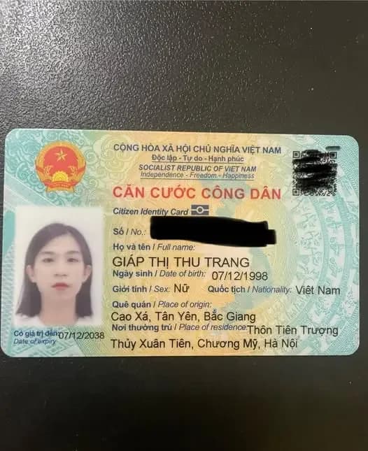 Nhặt được ví giấy tờ tại khu vực bến xe Giáp Bát