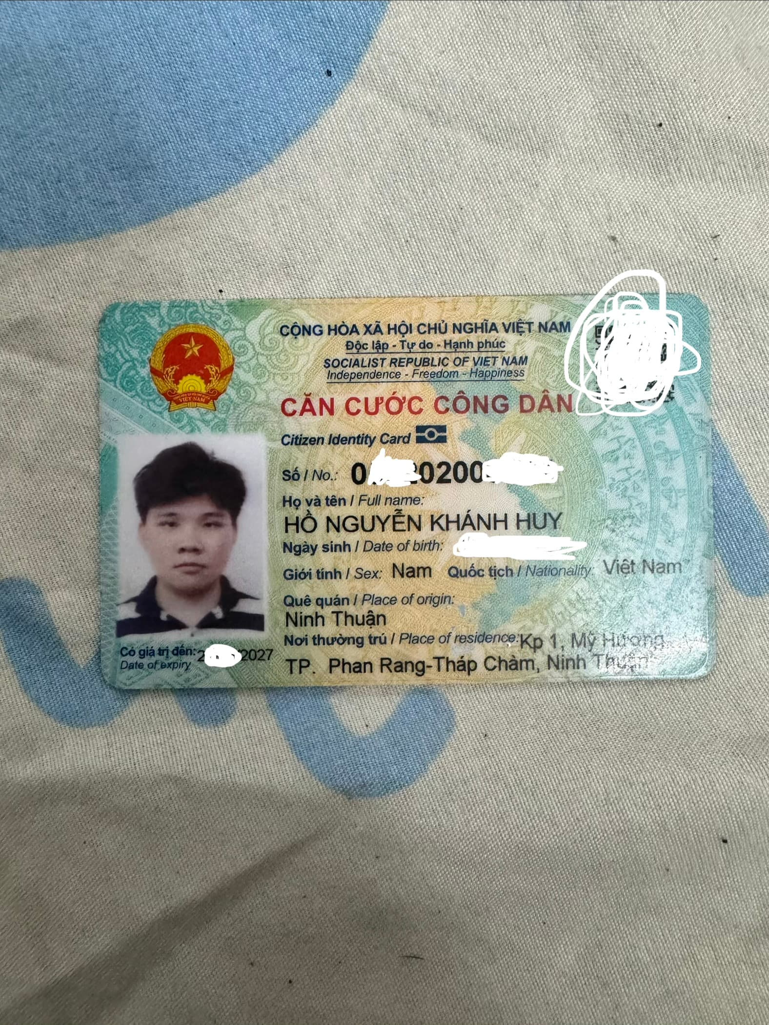 Nhặt được cccd Hồ Nguyễn Khánh Huy tại Tân Phú HCM