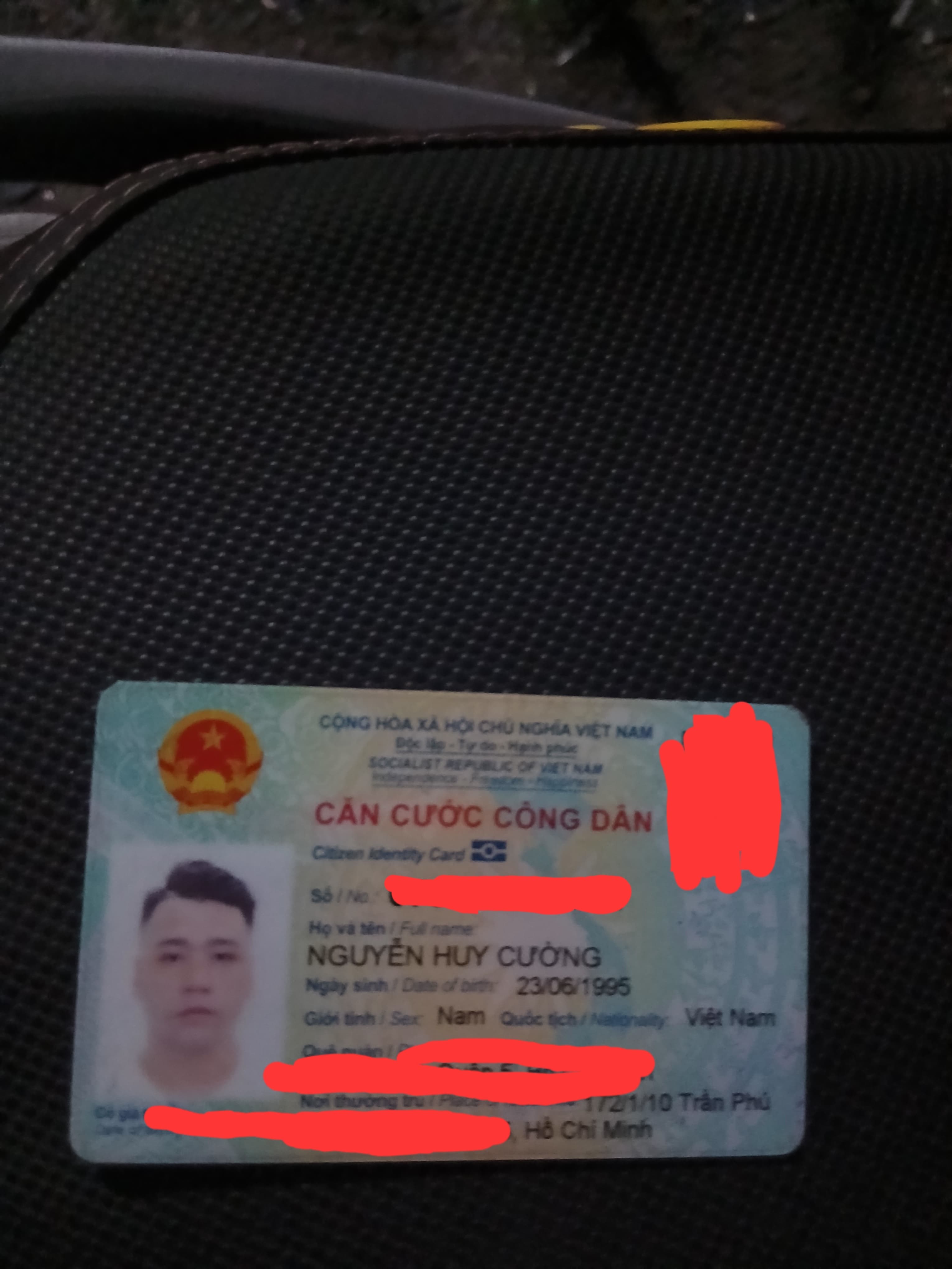 Mình nhặt đc ví Nguyễn Huy Cường