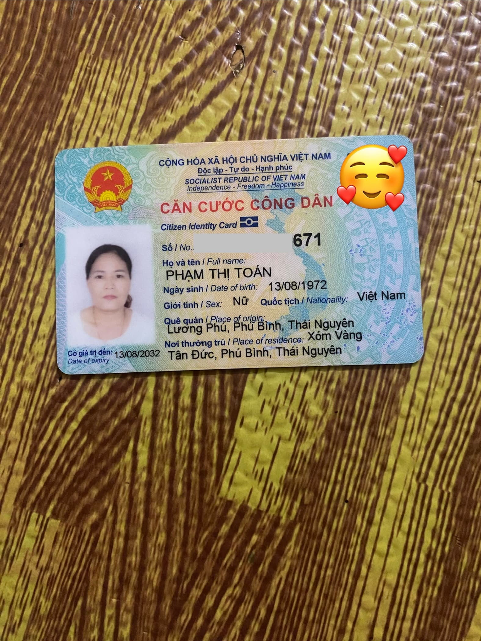 tôi nhặt được 1thẻ cccd tại khu vực cổng chào điềm thuỵ