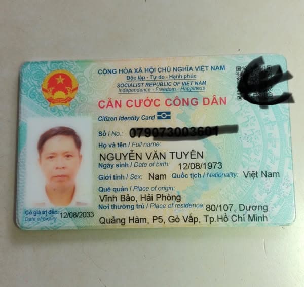 Nhặt được giấy tờ: và một thé BHY tế mọi người chia sẻ giúp e nha
Sdt