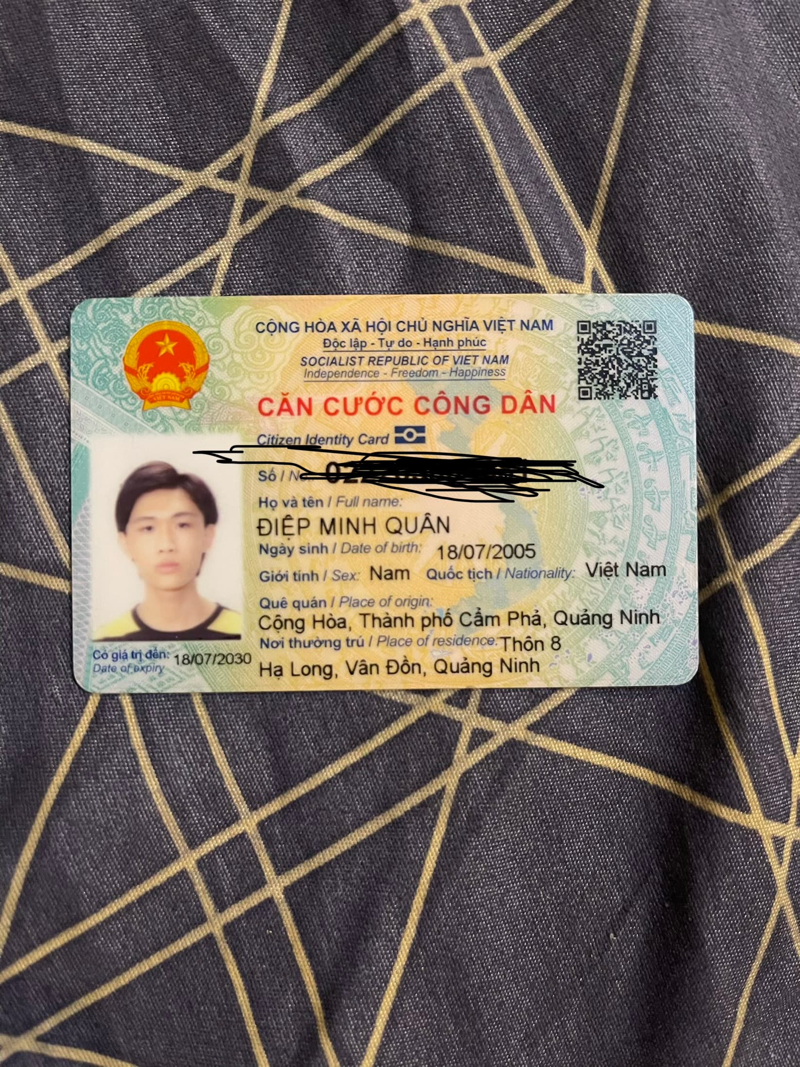 Em co làm rơi cccd ở Hà Nội ạ