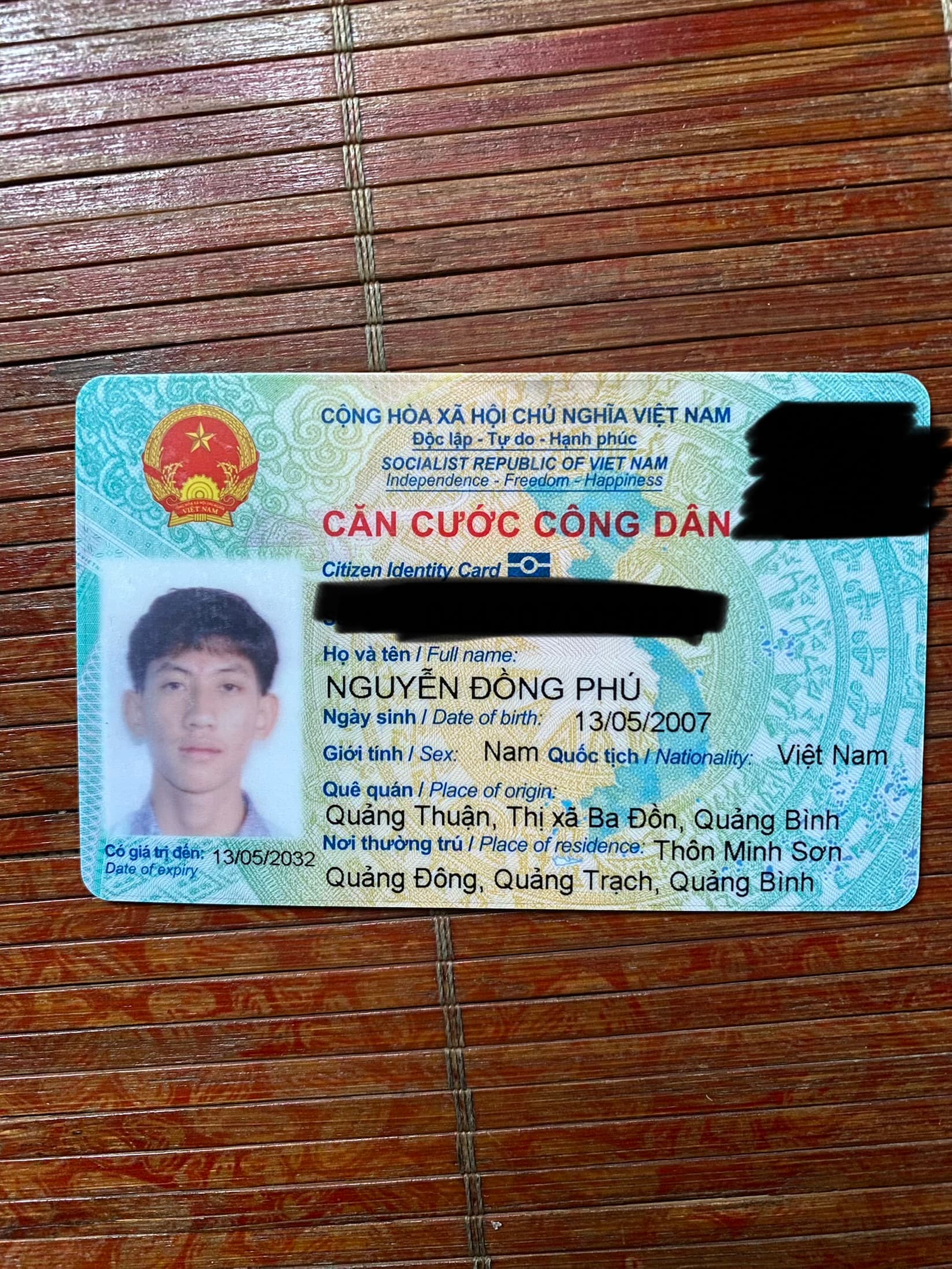  Tìm ví có rất nhiều giấy tờ Nguyễn Đồng Phú 2007 Đà nẵng