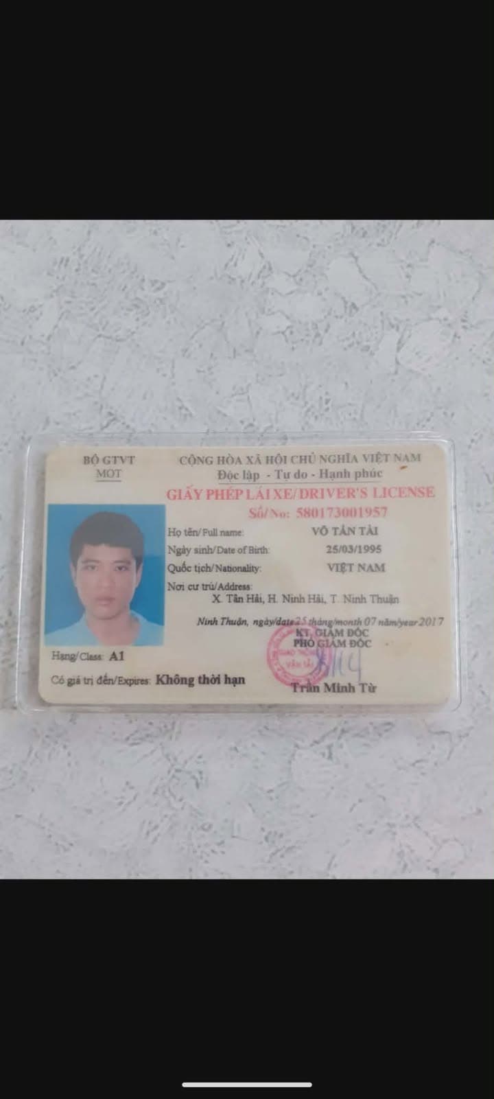 Mất balo màu xám và giấy tờ