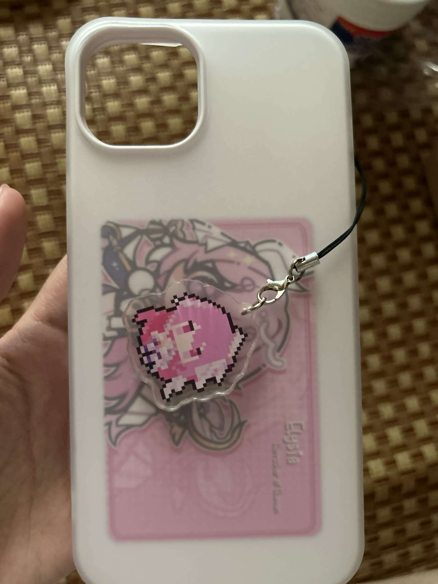 tìm điện thoại ip 14 plus màu tím rơi ở aeon mall Hà Đông-Hà 