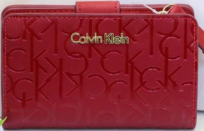 Rơi ví/ giấy tờ tuỳ thân Phạm Thị Tuyết Mai