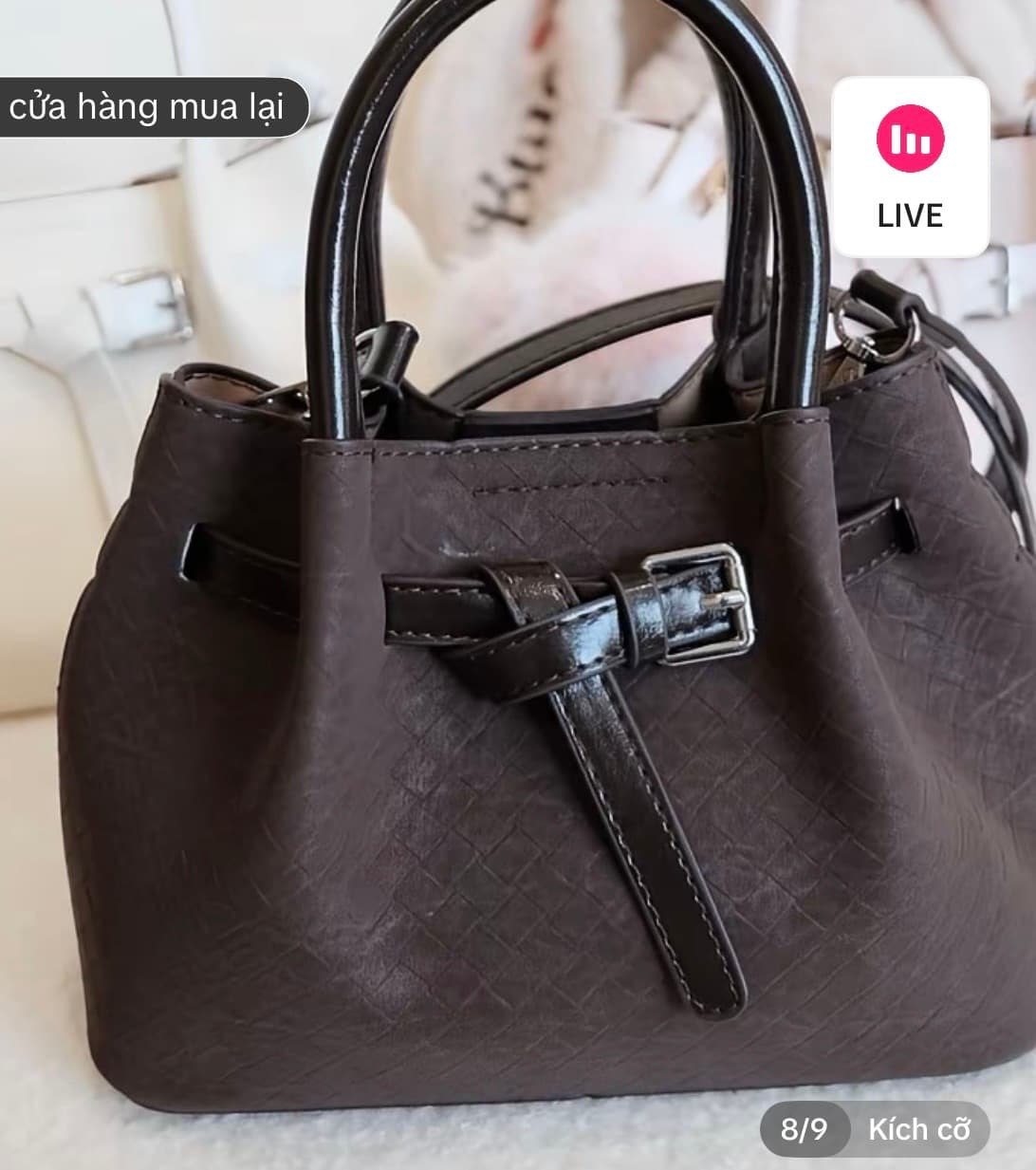 Rơi túi gồm giấy tờ tuỳ thân Lê Nguyễn Minh Hạnh 2004 ở Quảng Trị