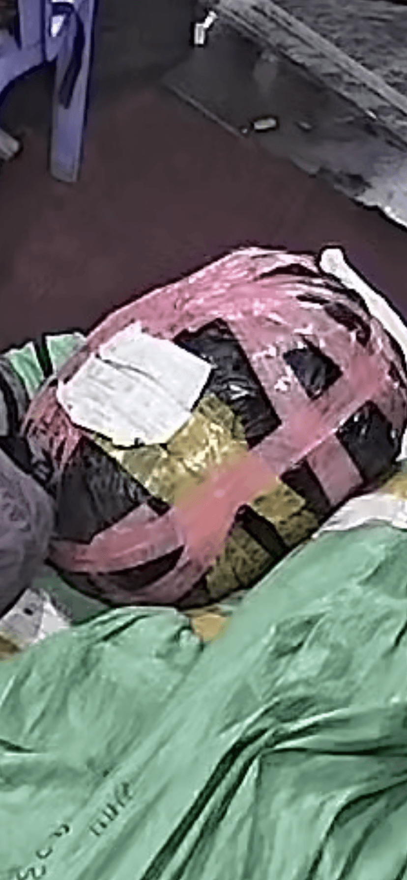 Tìm bọc hàng màu đen thất lạc