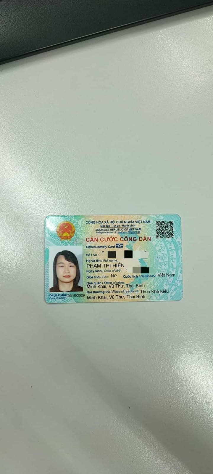 1 ví màu đen, rơi tại chợ Thông, xã vũ Thư, tỉnh hưng Yên ( thái bình cũ)