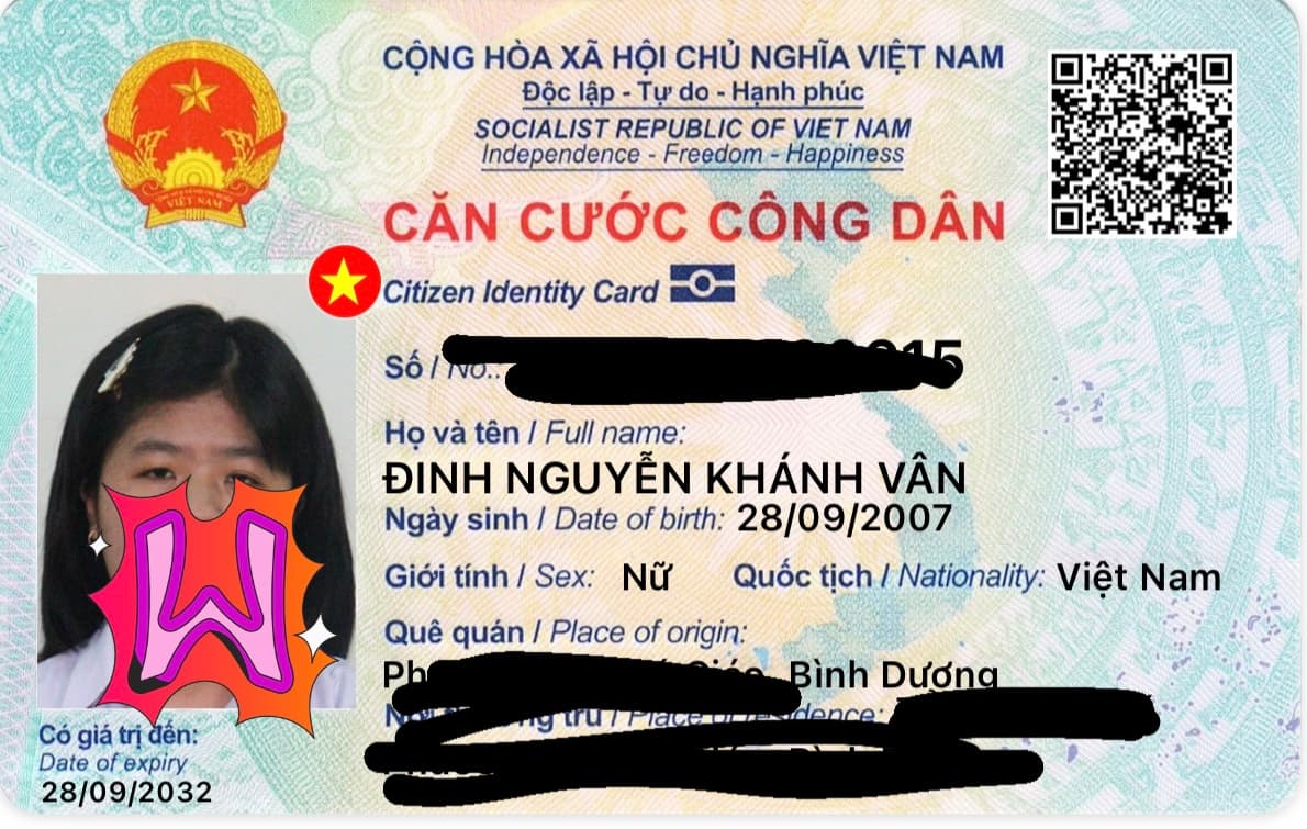 Rớt ví lyn màu hồng ở quận 1 tên Đinh Nguyễn Khánh Vân
