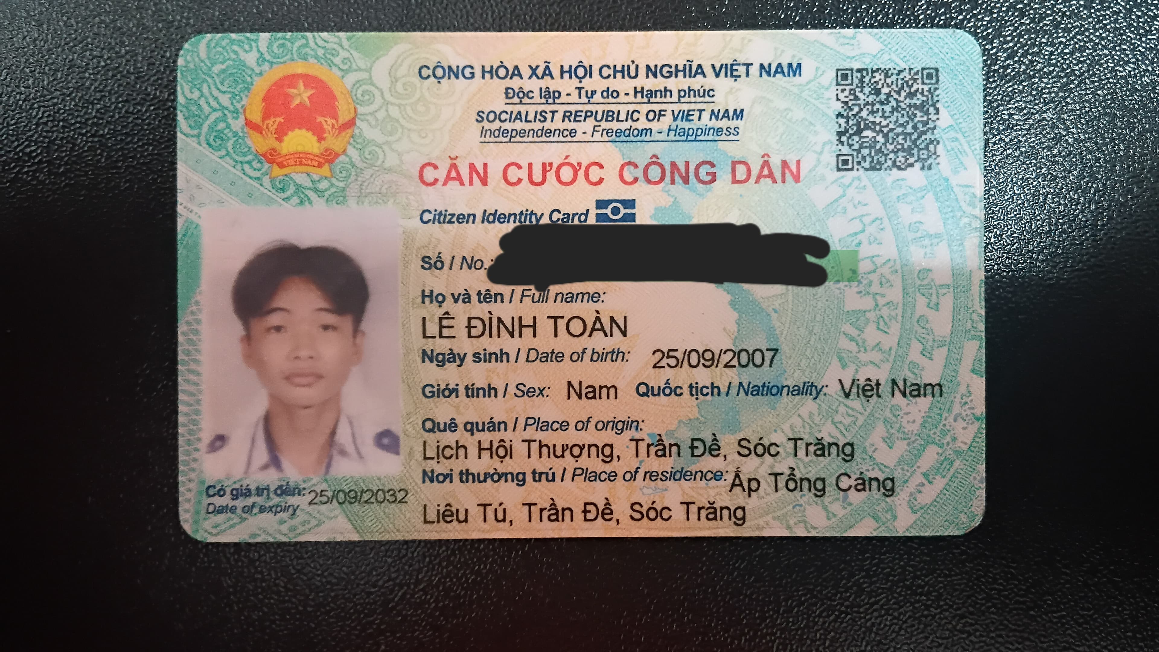 Tìm bóp giấy tờ bị rơi