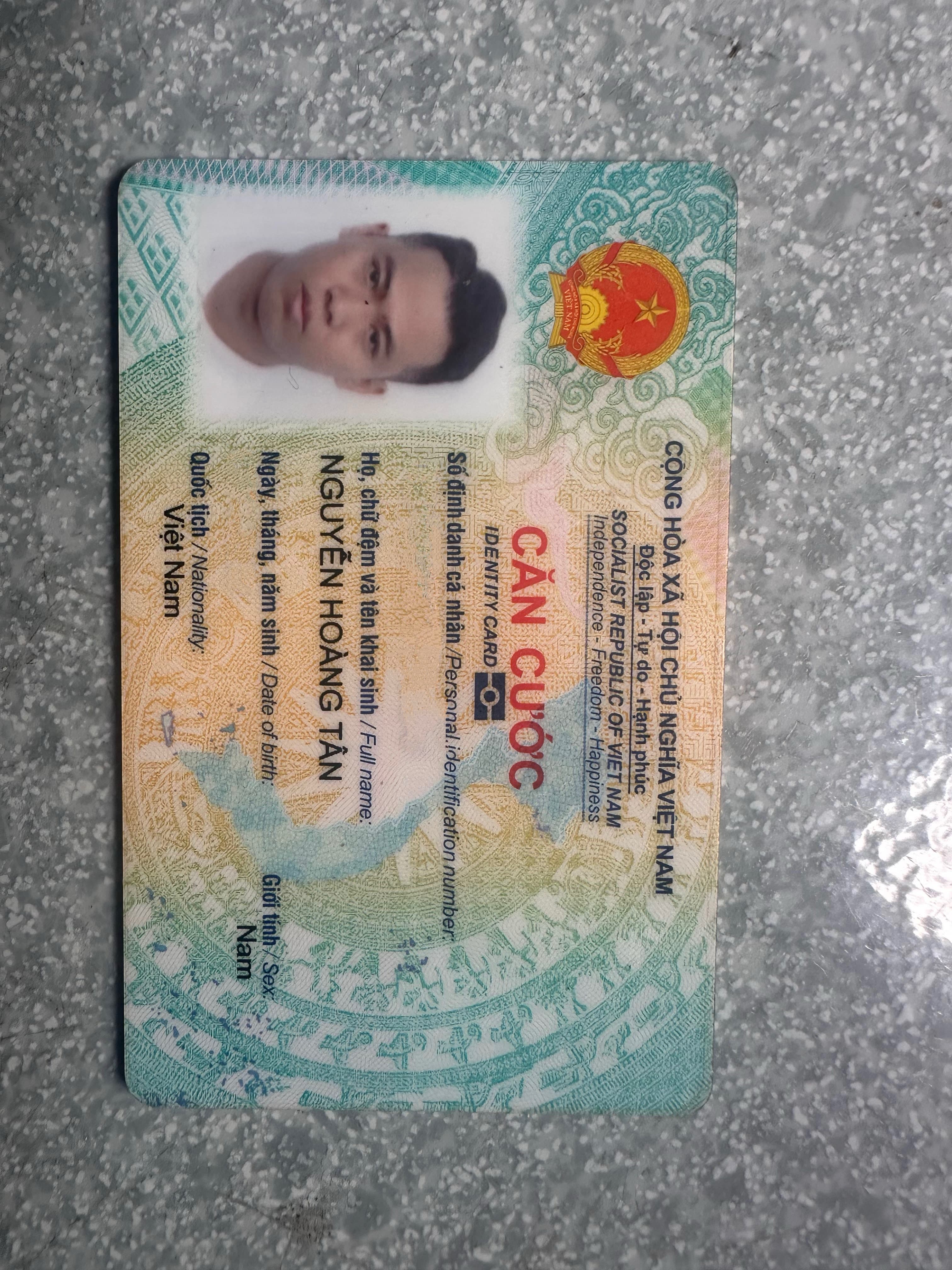 Tìm ví và giấy tờ xe