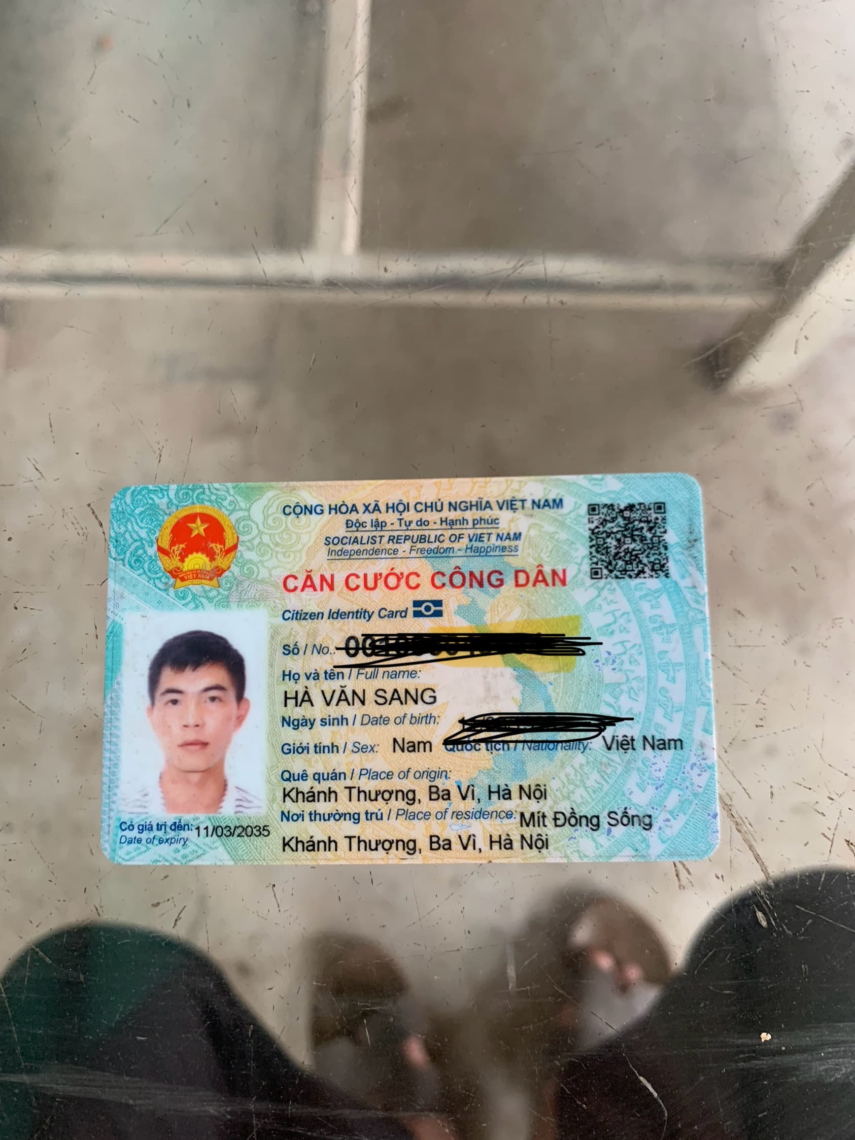 Hà Văn Sang 1995. Rơi ở bệnh viện bạch mai.  Ví+ cccd+ bằng lái xe v 0975232395. Xin được cảm ơn