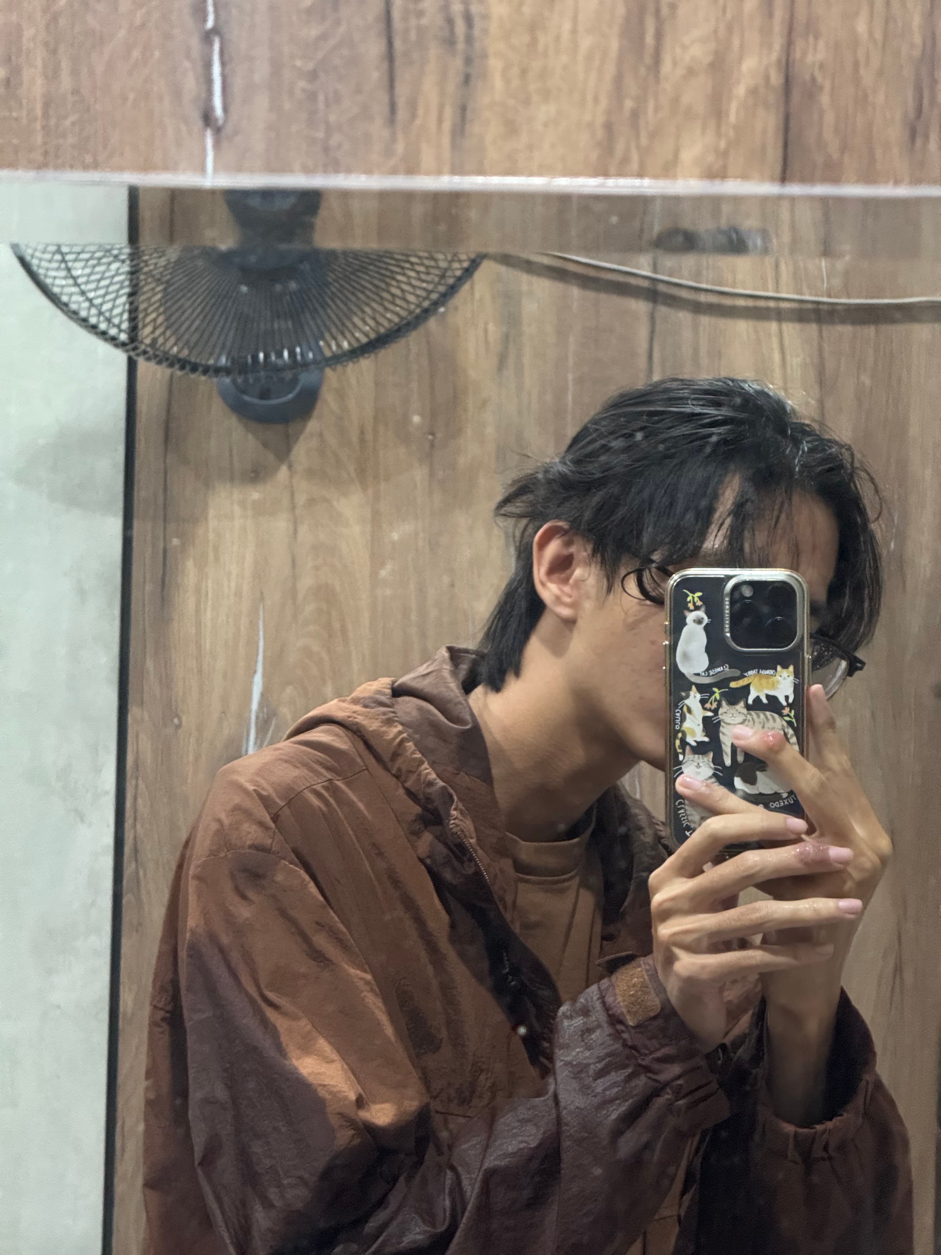 Rớt Iphone 15 Promax