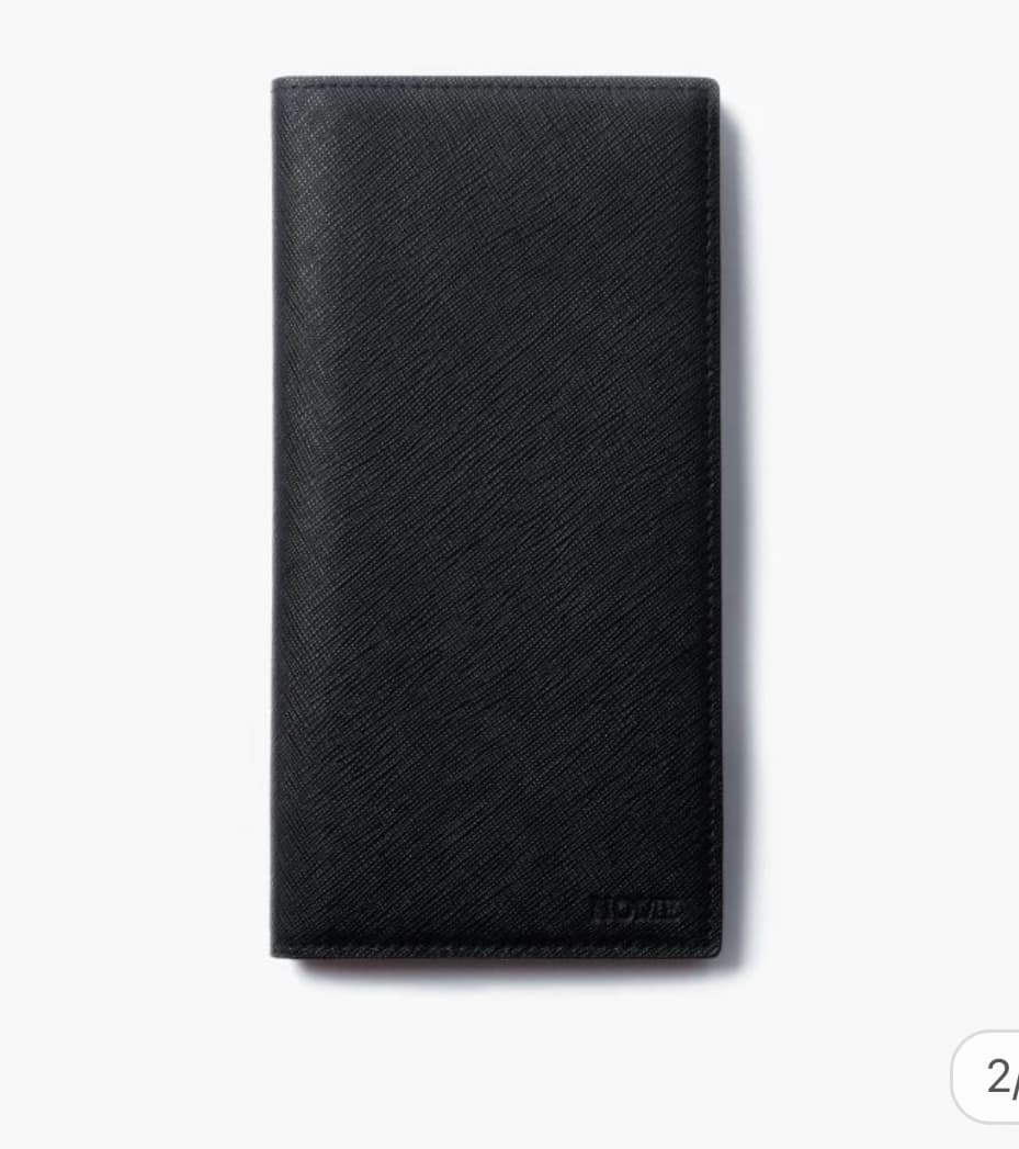 Tìm ví da dài màu đen. Có giấy tờ tùy thân quan trọng 