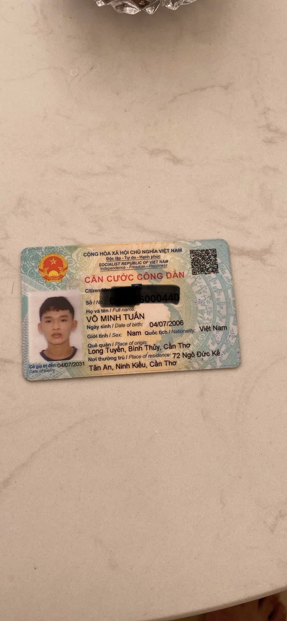 Em có làm rơi 1 ví đen tên Võ Minh Tuấn ( bao gồm cccd,gplx,và các giấy tờ liên quan)
