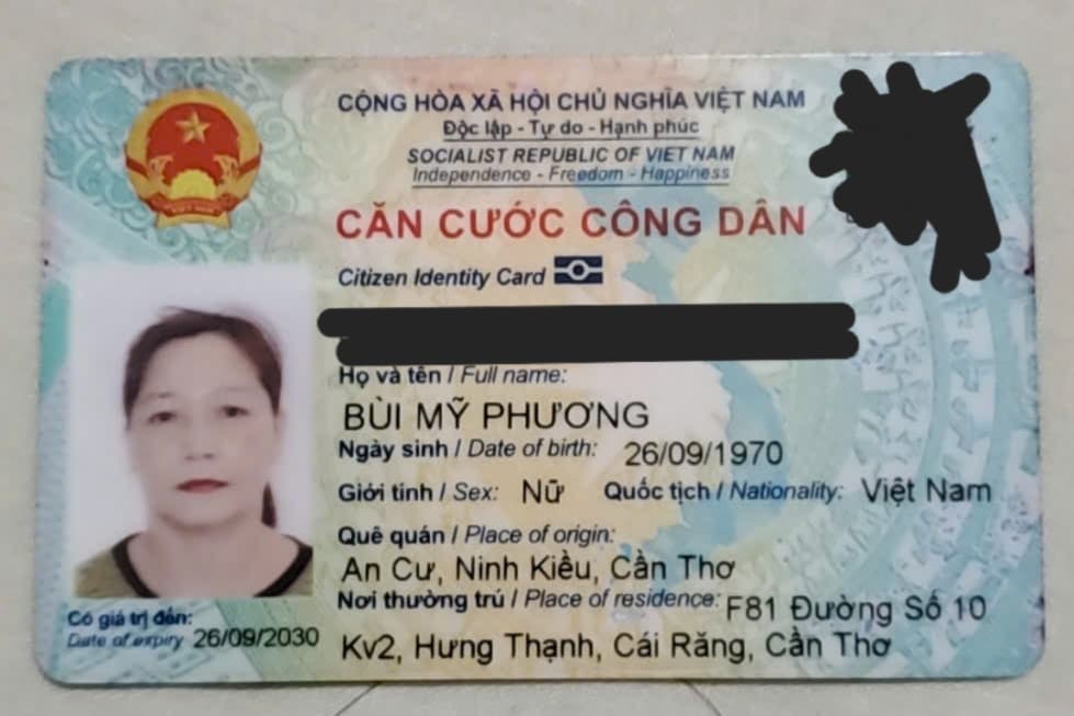 Rơi ví (Bùi Mỹ Phương 1970 rơi tại đoạn ql1a từ sài gòn về cần thơ)