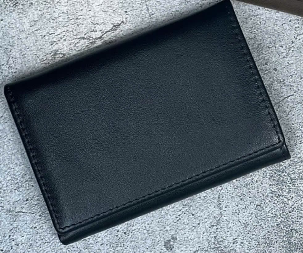 Đánh rơi ví giấy tờ