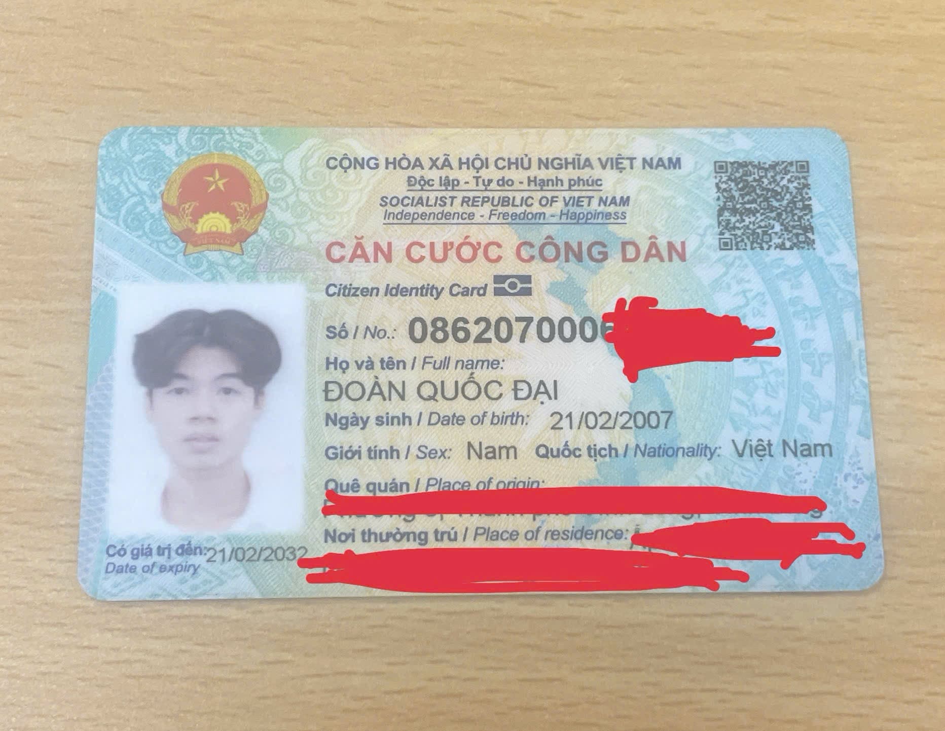 Em bị rơi bóp và giấy tờ tùy thân em tên Đoàn Quốc Đại 2007 em bị rơi ở đường huỳnh cương (cần thơ)
