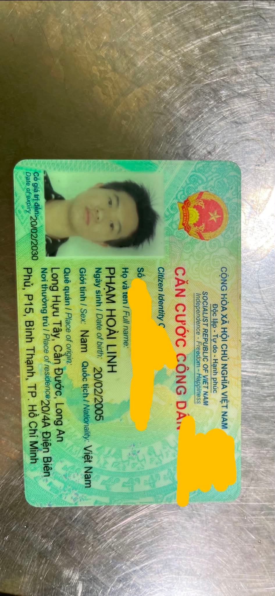 Rới ví, giấy tờ xe, bằng lát xe tên Phạm Hoài Linh. Rơi ở vòng chổ Ung Văn Khiêm, q1, q2 tphcm