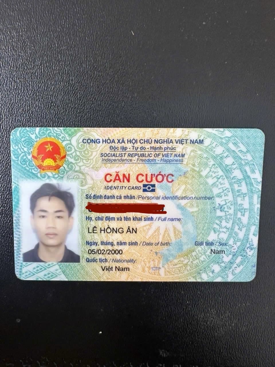 Tối ngày 18/9 mình có đánh rơi 1 ví tiền có giấy tờ tên là Lê Hồng Ân tại sài gòn