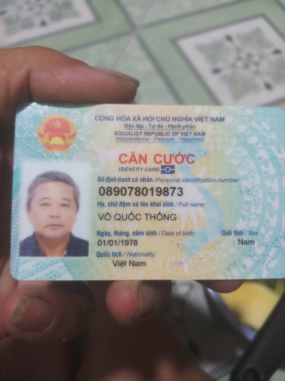 Rơi ví gần cầu Đức Hòa hướng về miền tây cccd tên Võ Quốc Thống 1978 ví có 2 giấy xe ,2 bằng lái 