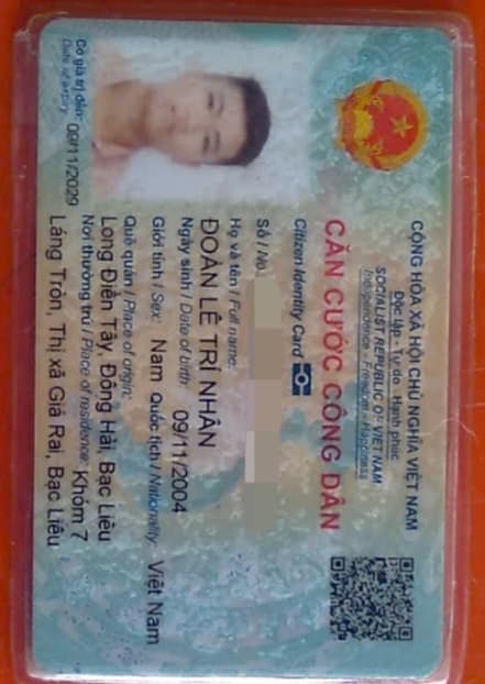 Tìm đồ rơi ví trong đó có giấy tờ 