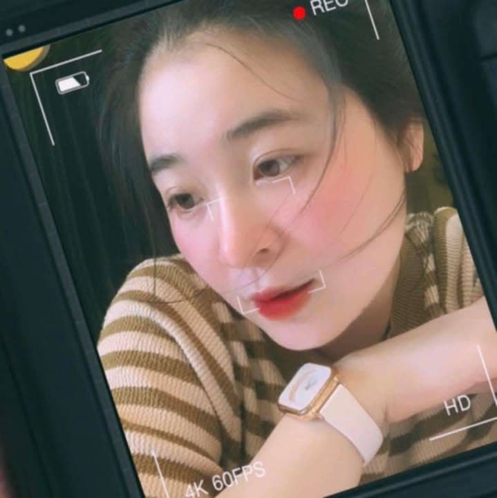 Rơi giấy tờ- Điện thoại