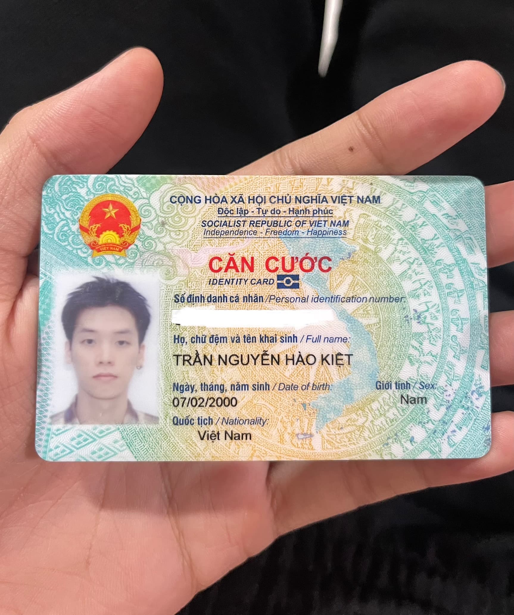 Mất ví/giấy tờ tên Trần Nguyễn Hào Kiệt 2000 mất ở bãi biển cảng Tiên Sa Đà Nẵng