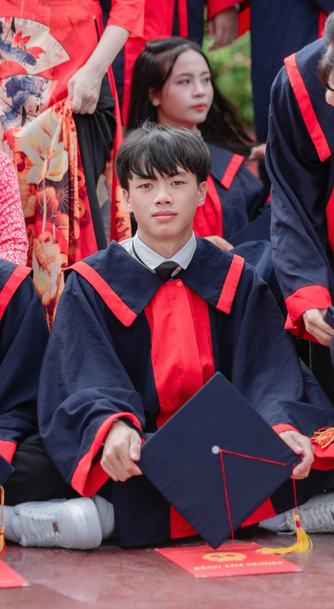  7/3/2026 em có đánh rơi ví bao gồm cccd, bằng lái xe, giấy tờ xe Đặng Xuân Bình 2006 rời ở Hà Nội