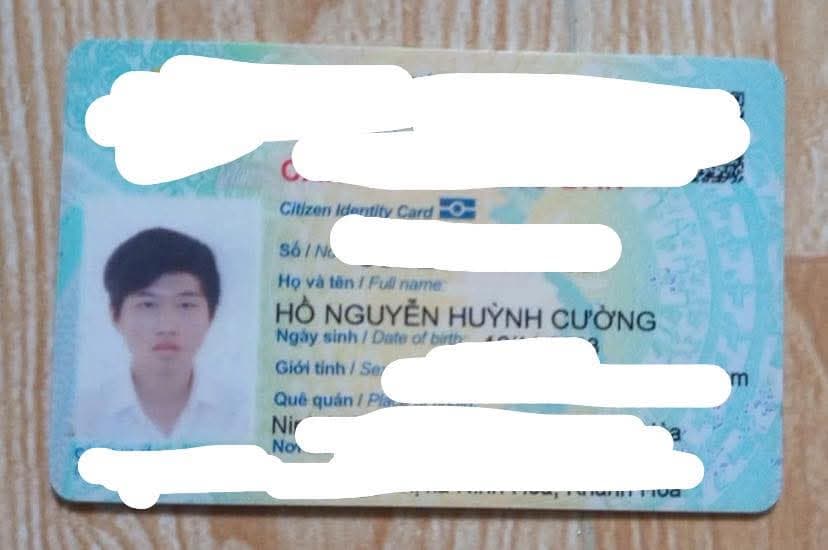 Tìm ví tiền màu đen