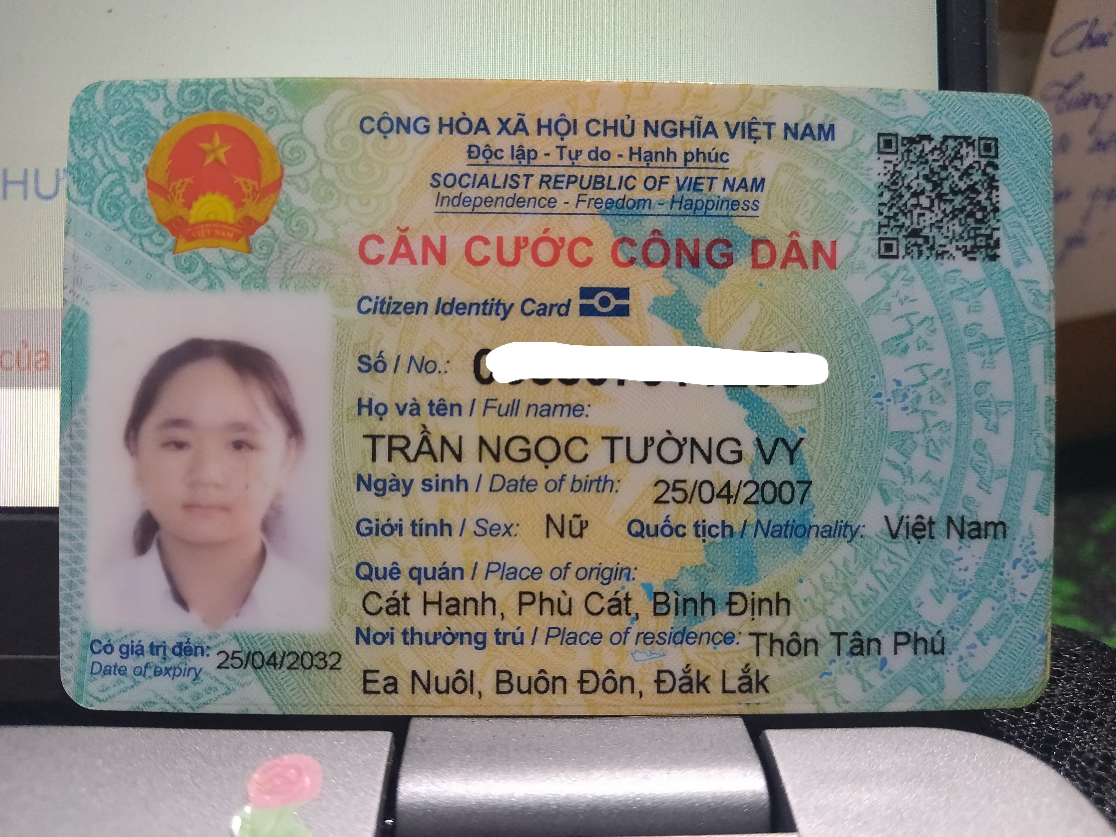 Rơi ví/ giấy tờ tuỳ thân Trần Ngọc Tường Vy 25/04/2007