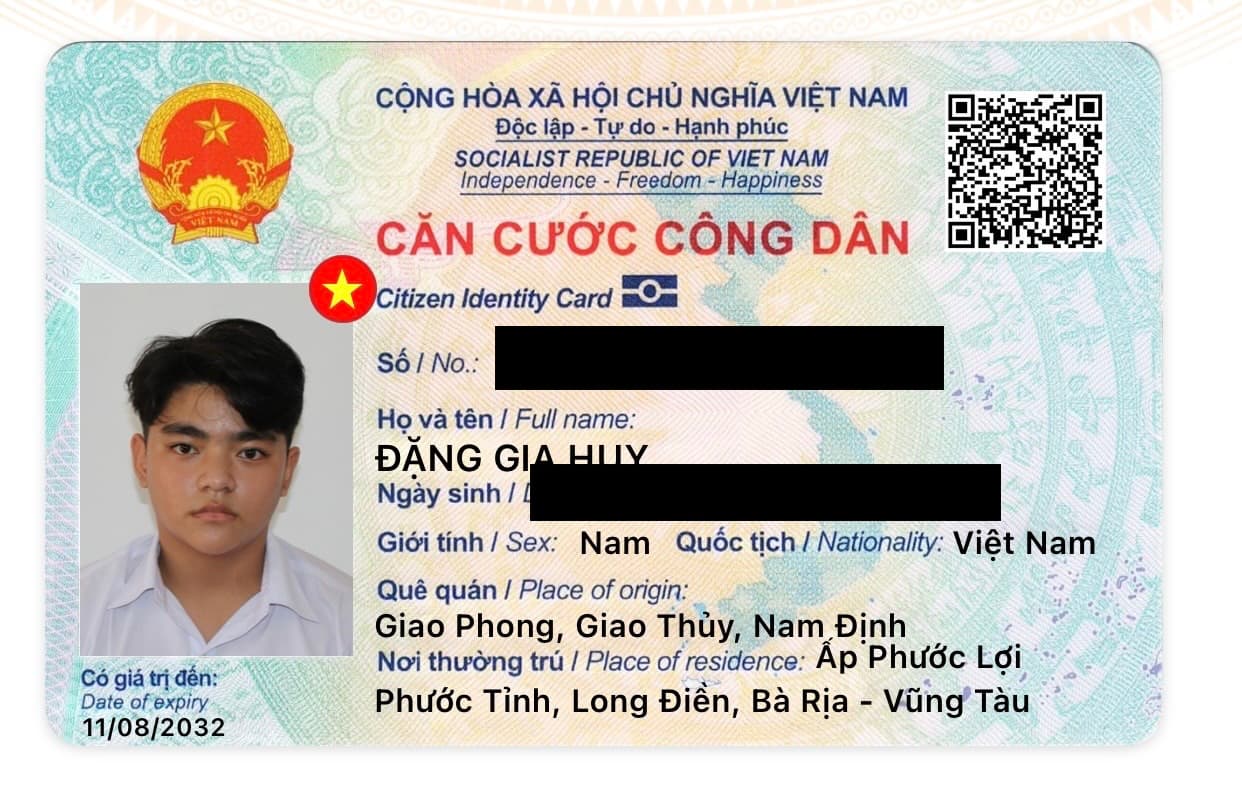 rơi ví và giấy tờ tuỳ thân Đặng Gia Huy ở TP HCM