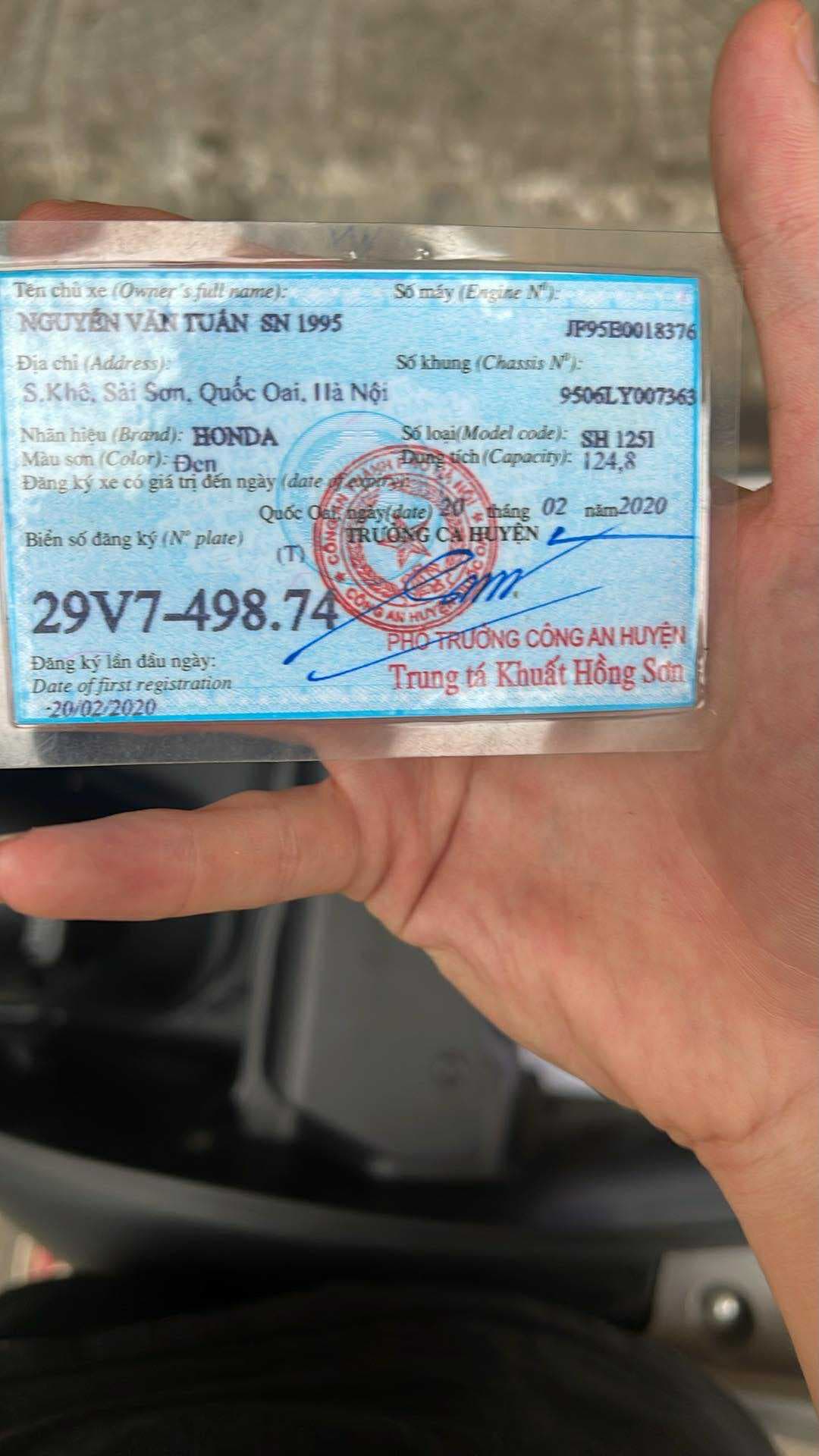 Đăng ký xe nguyễn văn tuấn 29V7-49874 rơi ở đoạn cổ nhuế hoặc hồ tùng mậu hà nội