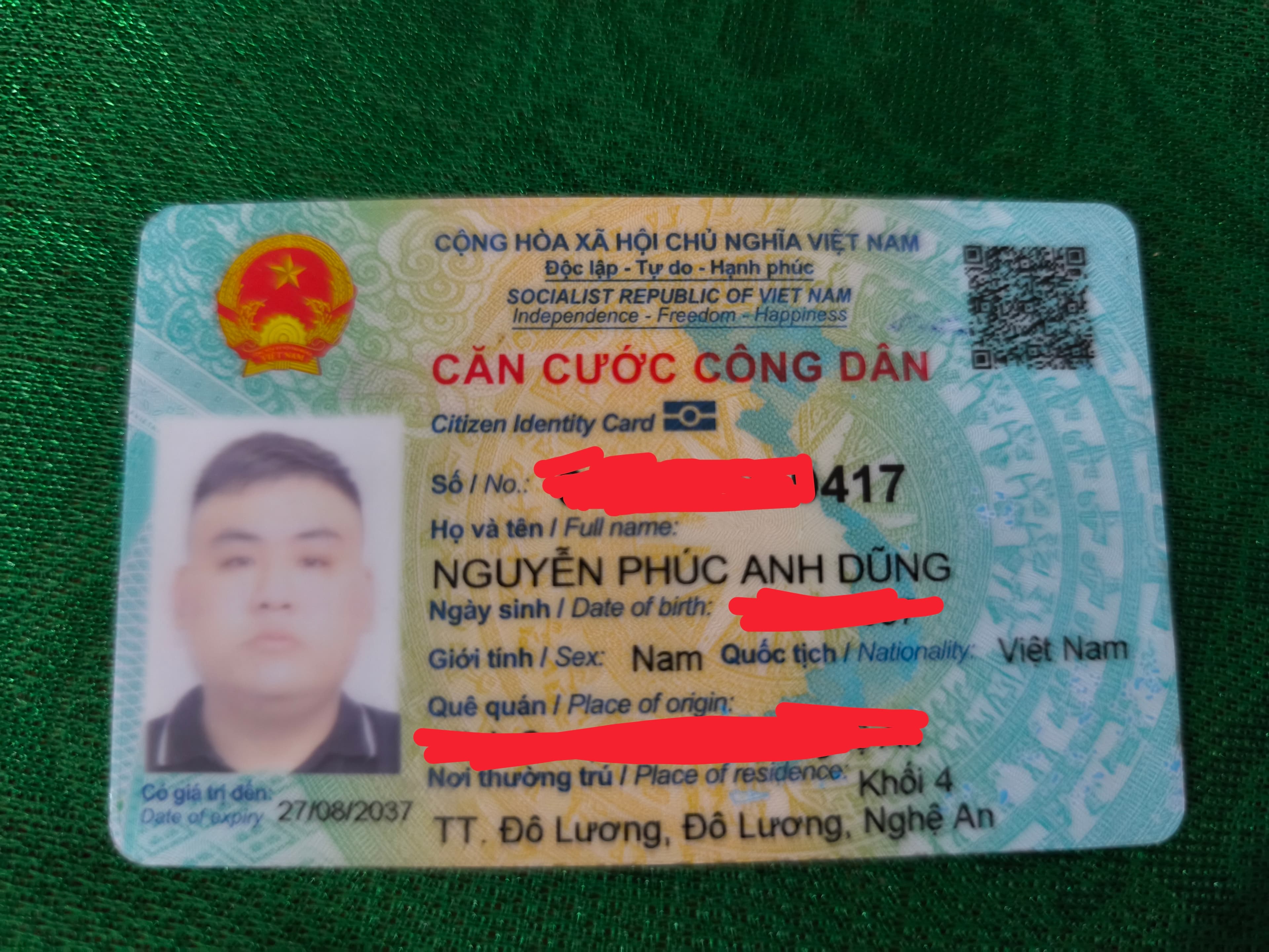 Chiều ngày 28/11, rơi ví, giấy tờ tùy thân Nguyễn Phúc Anh Dũng đoạn đường từ Môn Sơn - TT Đô Lương.