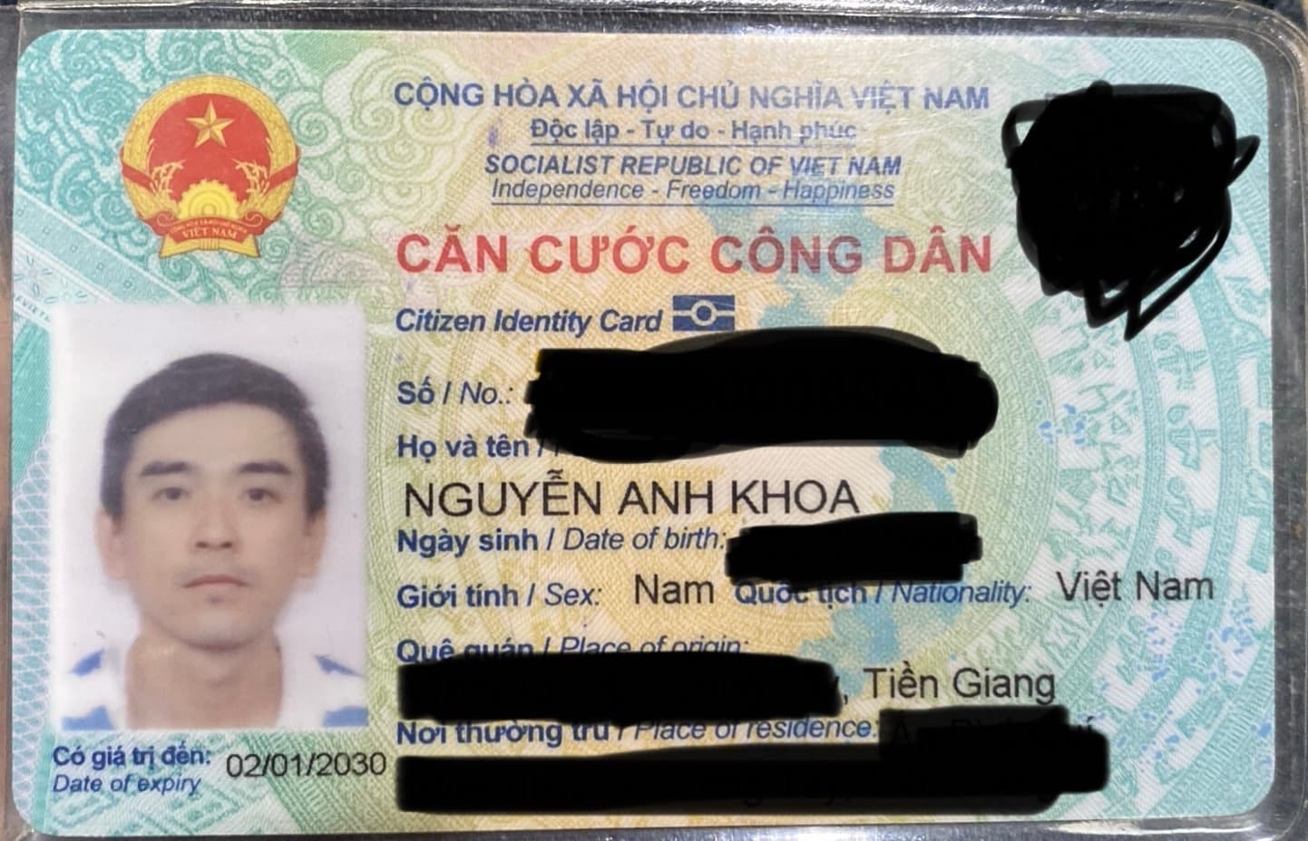 Rớt ví giấy tờ tên Nguyễn Anh Khoa . Đánh rơi gần bv Hoà Hảo, tp HCM