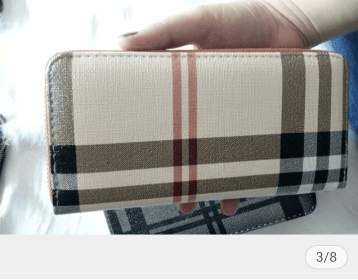 E bị rớt bóp ai có nhặt cho e xin lại giấy tờ ạ Sdt e 0359592993 Cccd Trần Thị Ngọc Liễm