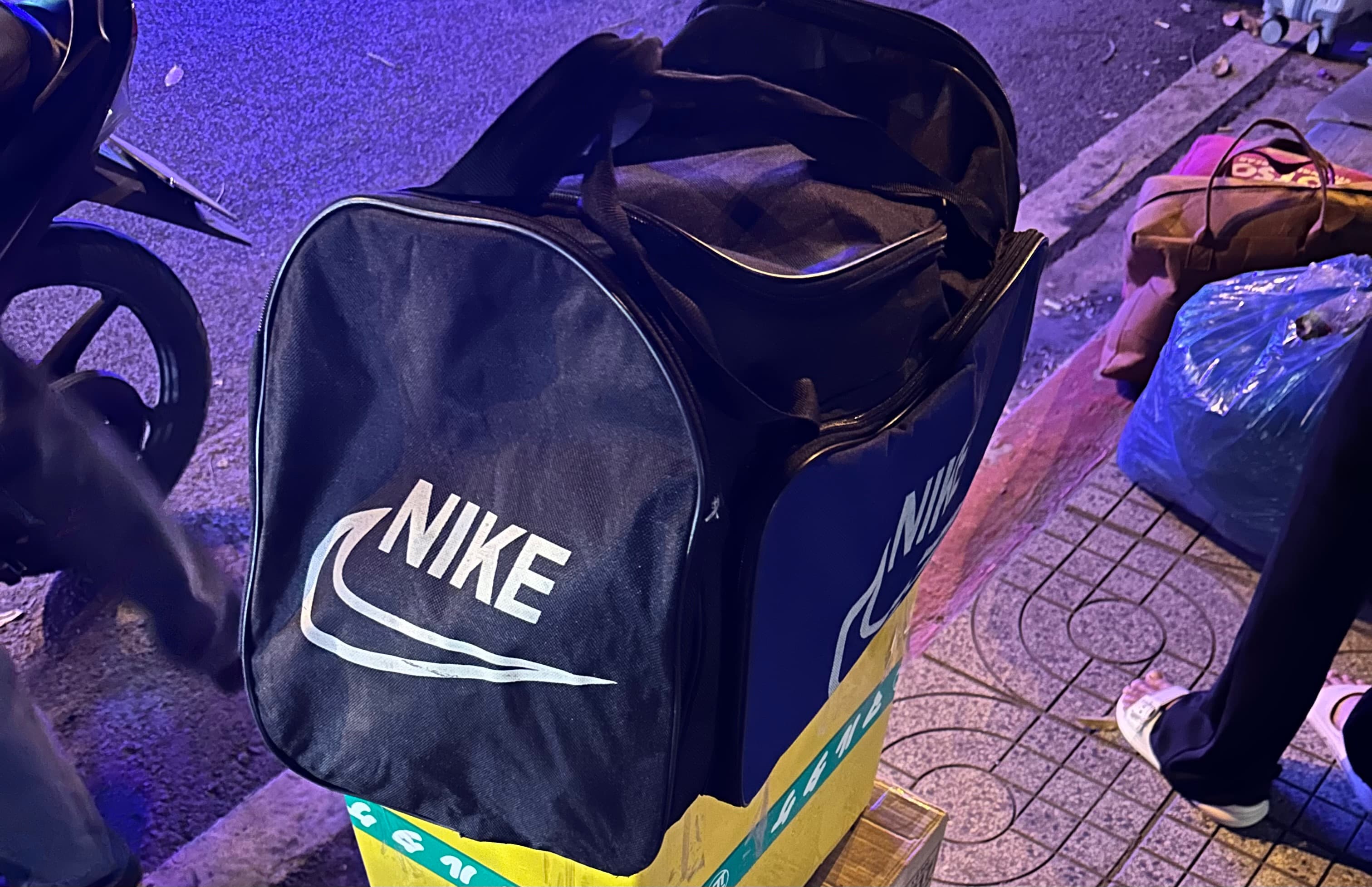 Thất lạc túi đồ - Gần cầu vượt Linh Xuân