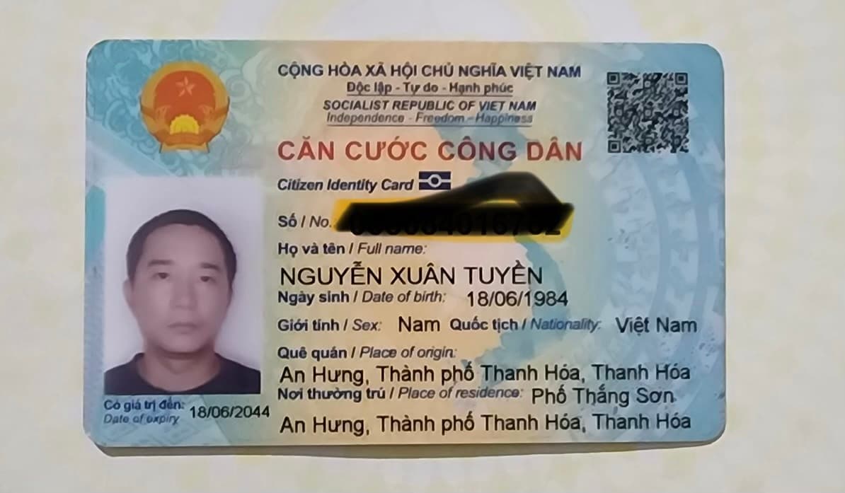 Thanh Hóa, rơi ví có CCCD và bằng lái xe máy mang tên Nguyễn Xuân Tuyền 