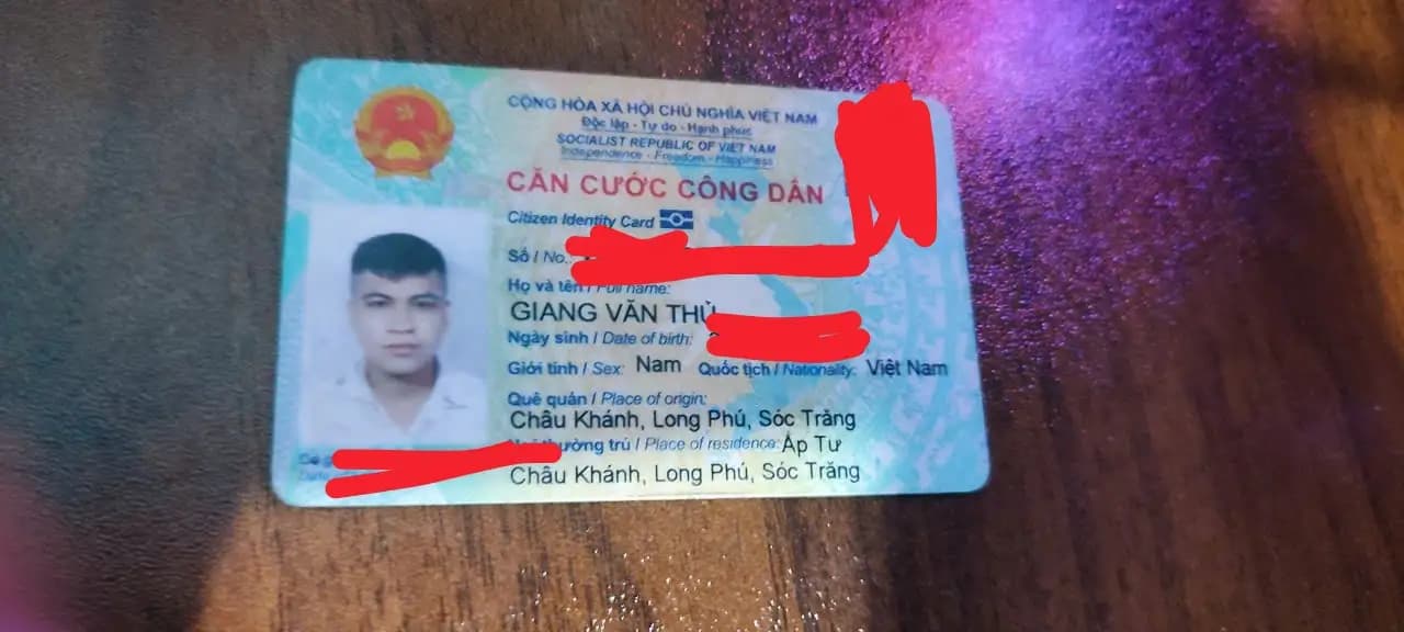 Em bị mất ví ac nào nhặt được cho em xin lại ạ