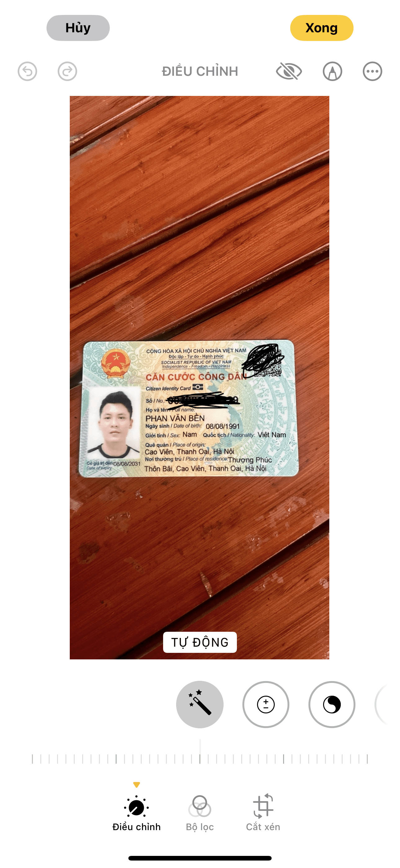 Trên đường từ hà đông sang từ Sơn Bắc linh mình có rời chiếc ví ai nhặt đc cho mình xin lại với ĐSĐT