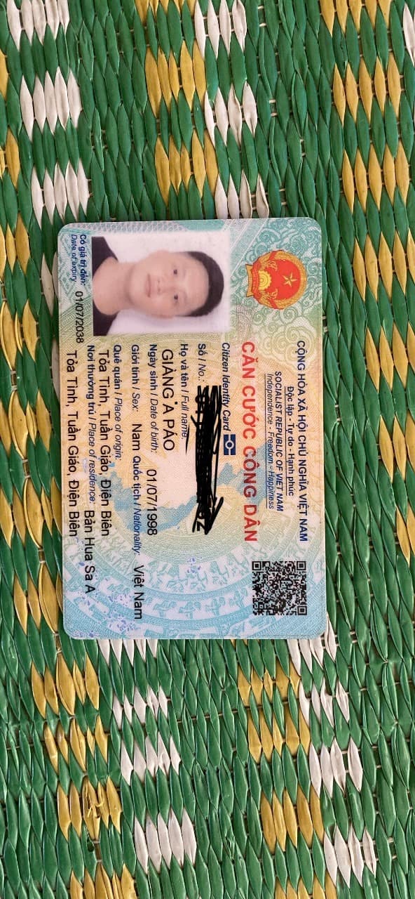 Giàng A Páo tìm ví điện biên