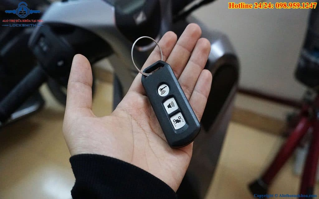 rơi chìa khoá smatkey honda ở hoà nhơn hoà vang đà nẵng , trên đoạn đường nối 
