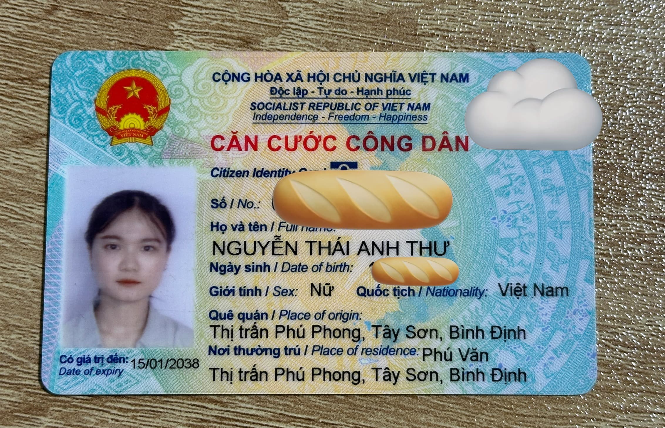 Rơi ví Nguyễn Thái Anh Thư 1998 rơi ở Linh Trung Thủ Đức TP HCM