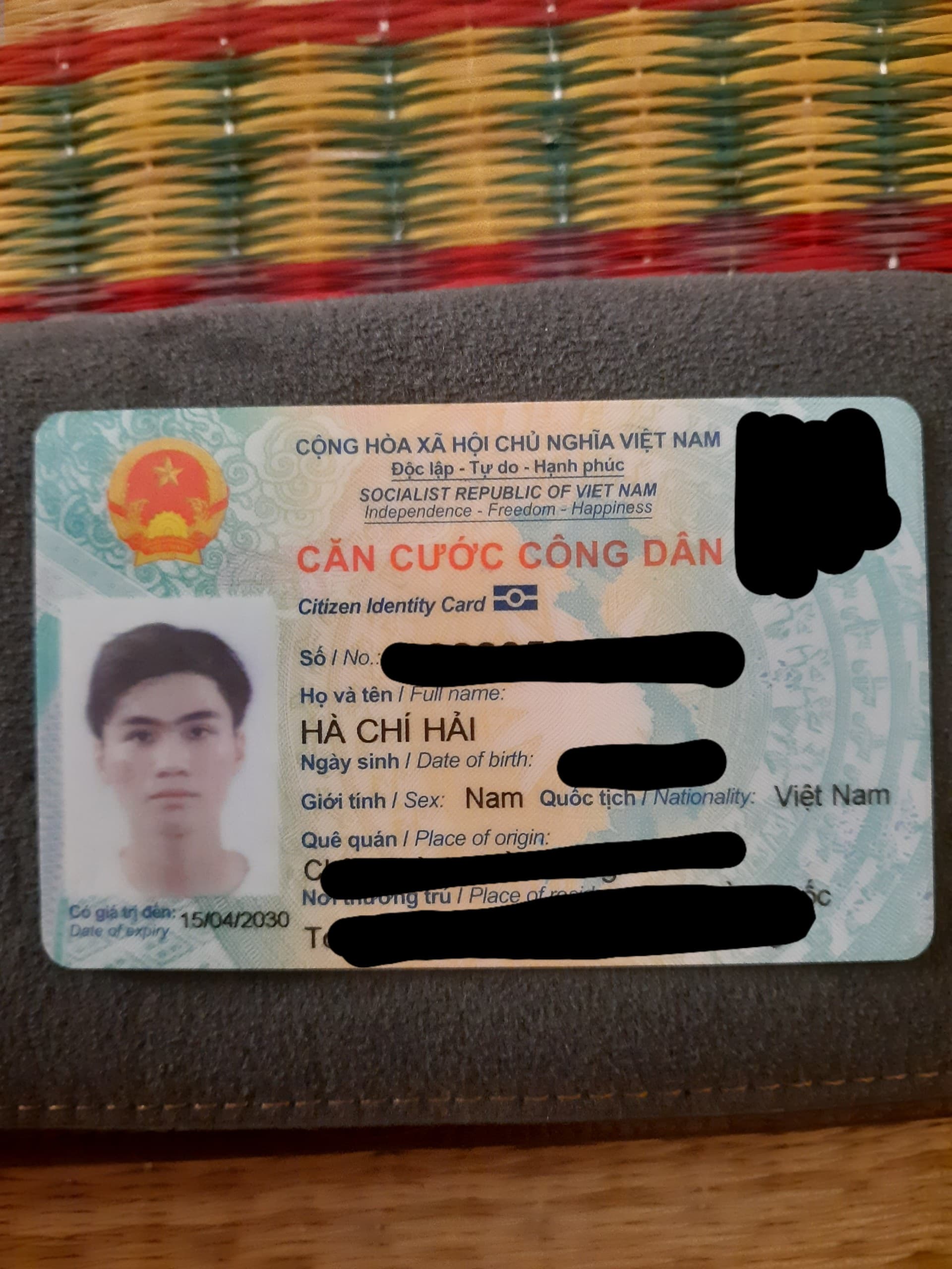 Rơi bóp và giấy tờ Hà Chí Hải 2005 ở gần đường Huỳnh Văn Cù, Thủ Dầu Một