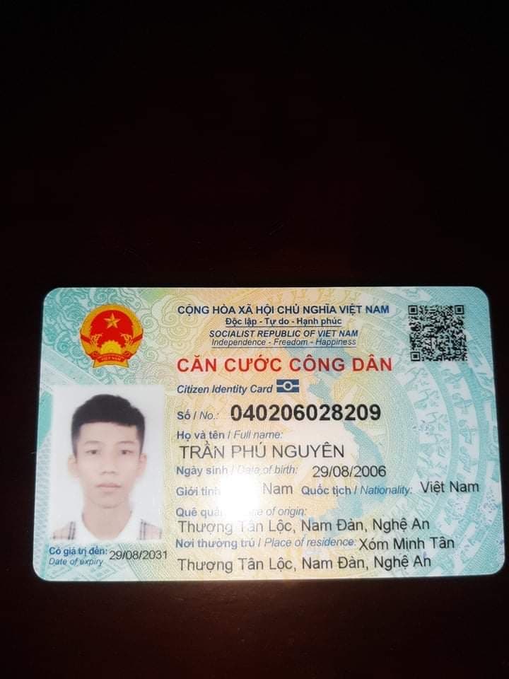 Trần Phú Nguyên 2006 rơi ví ở Bồ Đề Long Biên